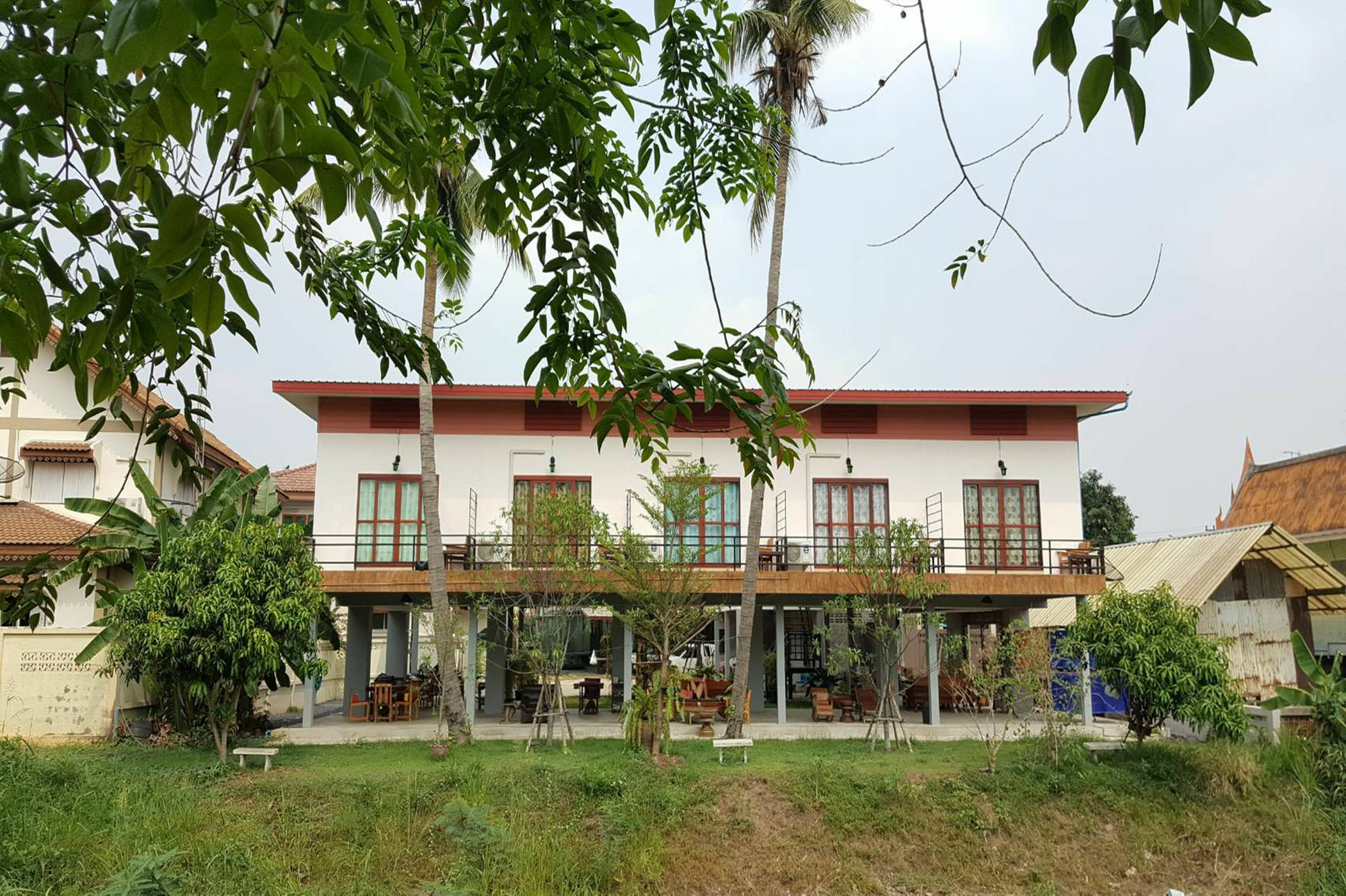 Hotel Ban Klong Srabua à Ayutthaya Extérieur photo