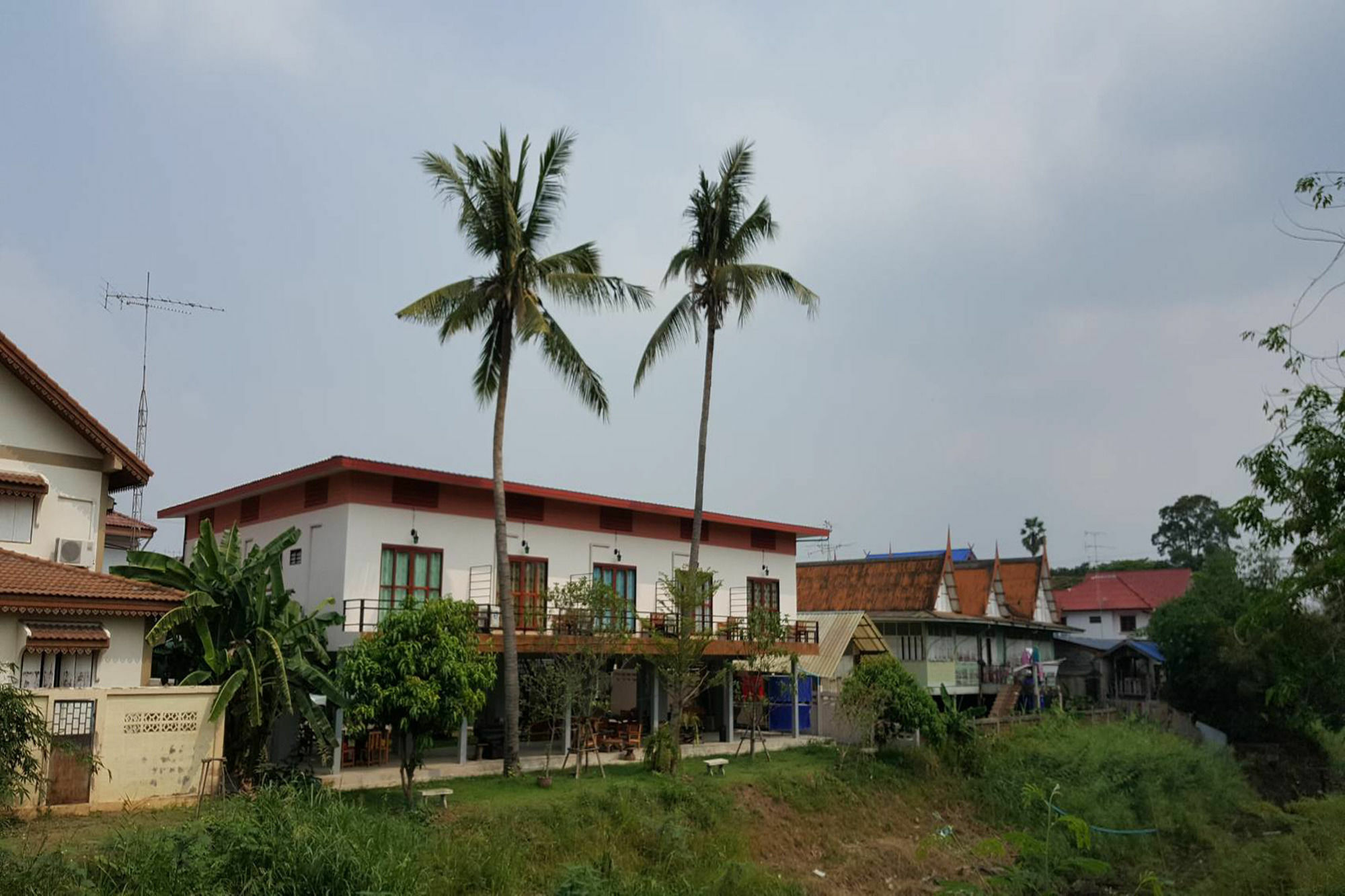 Hotel Ban Klong Srabua à Ayutthaya Extérieur photo